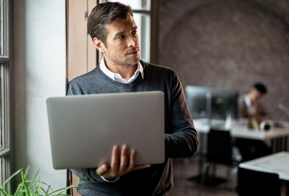 distracted boss emotional intelligence